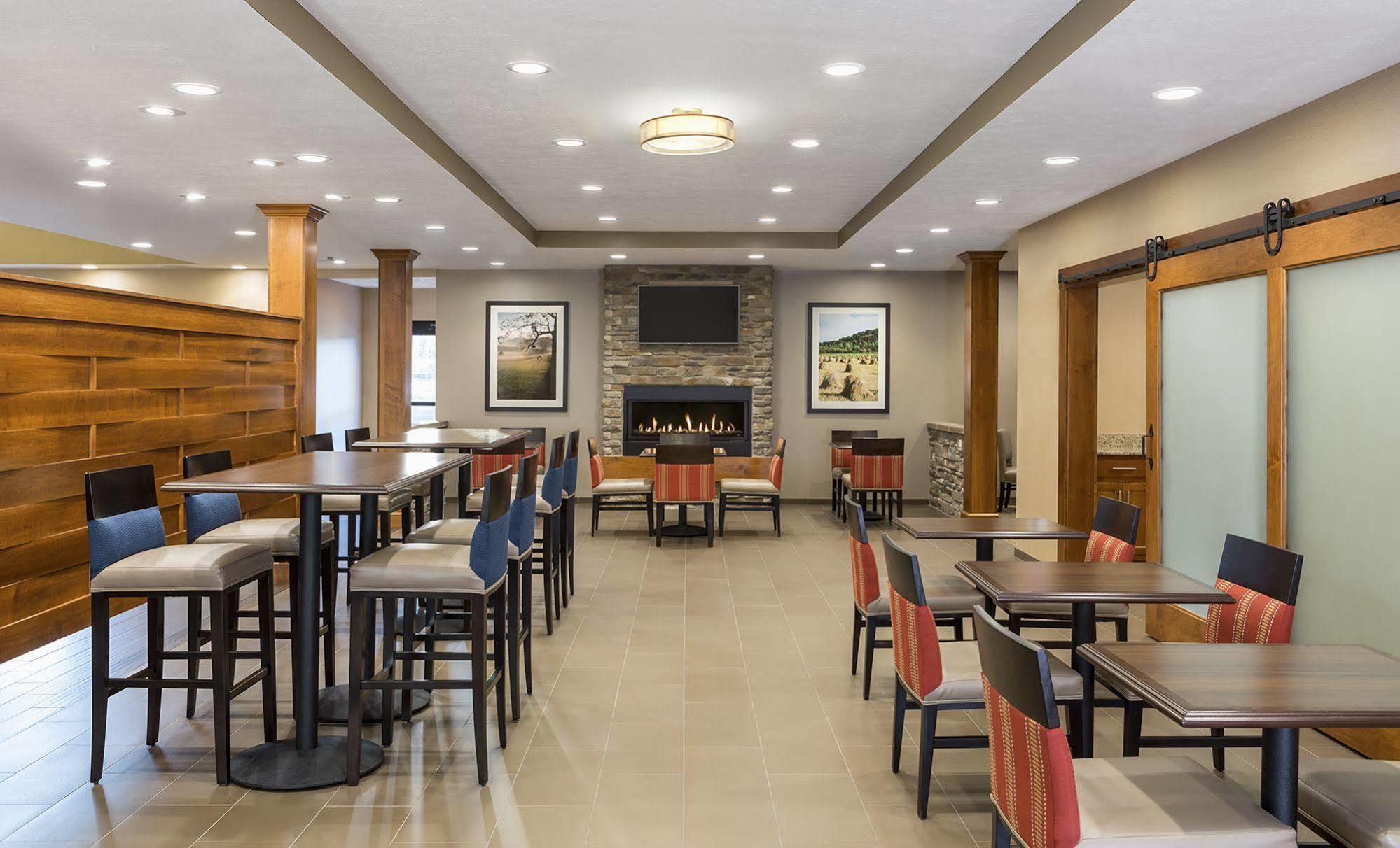 Comfort Suites Hartville-North Canton Uniontown Zewnętrze zdjęcie